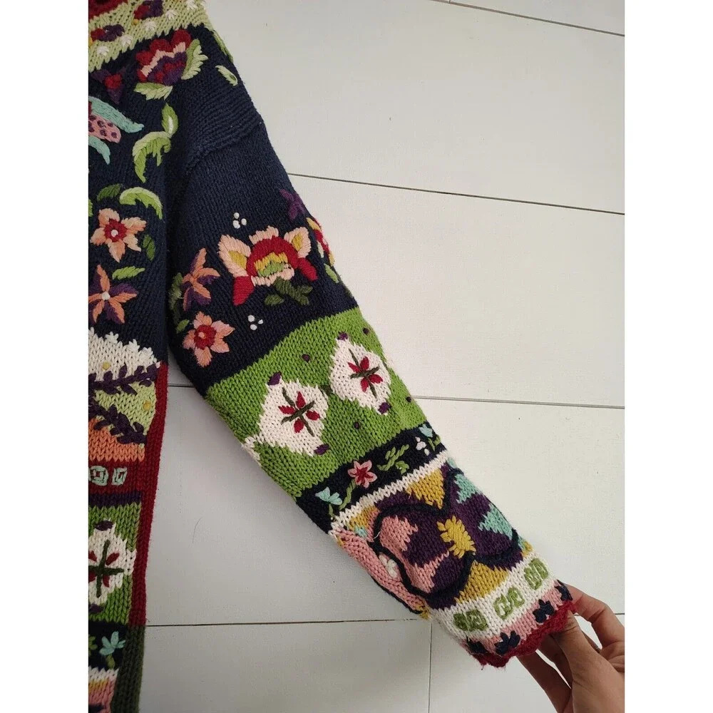 Vtg Boho LARGE Folk Art Knit Sweater Floral Cottage Crochet Trim Artsy Scandi - Picture 2 of 8